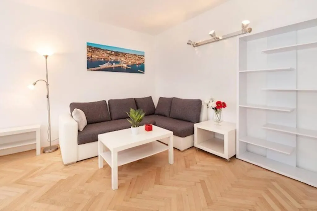 Sea City View W/ 2Bd 1Bt Free Street Parking Apartment Rijeka Croatia