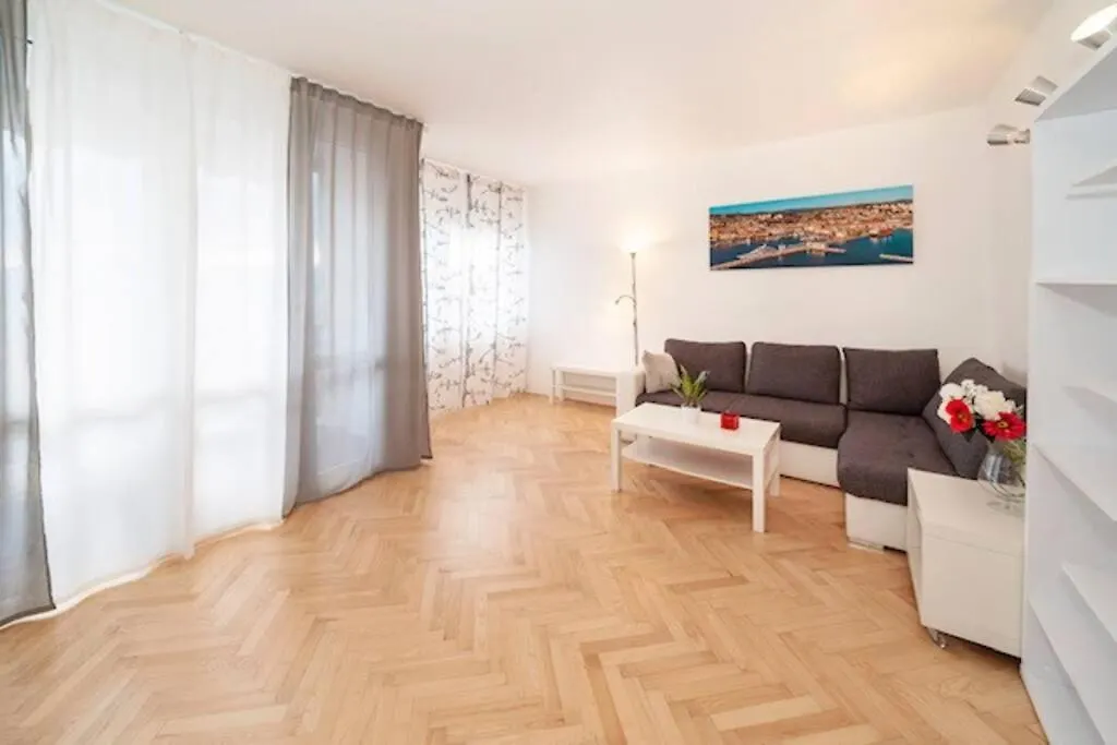 Sea City View W/ 2Bd 1Bt Free Street Parking Apartment Rijeka 0*,  Croatia